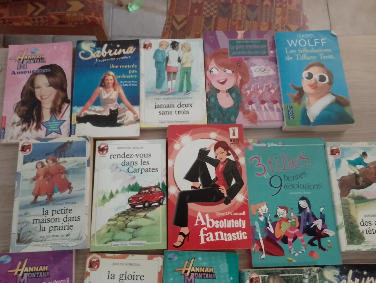 Lote de 40 novelas de bolsillo (oferta por el fin de semana) – photo 2